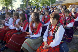 Pierwszy Gminny Przegląd Pieśni Maryjnych / Kamil Król / Radio Kielce