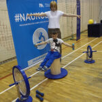 Naukobus wraz z ekspertami z Centrum Nauki Kopernik odwiedził Szkołę Podstawową w Mąchocicach-Scholasterii / Michał Kita / Radio Kielce