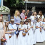 Procesja z kościoła Wniebowzięcia NMP we Włoszczowie / Mateusz Kaczmarczyk / Radio Kielce