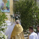 Procesja z kościoła Wniebowzięcia NMP we Włoszczowie / Mateusz Kaczmarczyk / Radio Kielce