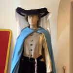 Chęciny. W zabytkowej kamienicy Niemczówka powstaje zbrojownia / Marcin Różyc / Radio Kielce