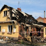 Spalony dom przy ul. Zaleśnej / Grażyna Szlęzak-Wójcik / Radio Kielce