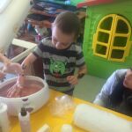 Akcja „Dzień piękności i radości dla mam” zorganizowana przez Fundację „Dr Clown” / Iwona Murawska / Radio Kielce