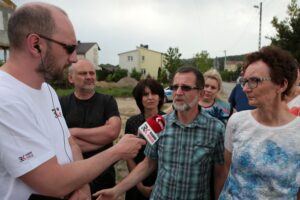 "Interwencja" - program Radia Kielce i TVP3 Kielce. Mieszkańcy narzekają na uciążliwy remont ulicy Łopuszniańskiej / Piotr Michalski / Radio Kielce