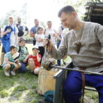 01.05.2018 Nowa Słupia. Małe Dymarki. Wytop szkła / Jarosław Kubalski / Radio Kielce