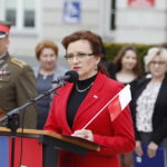 02.05.2018 Kielce. Dzień Flagi. Uroczystości na Rynku. Wojewoda Agata Wojtyszek / Jarosław Kubalski / Radio Kielce