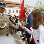 02.05.2018 Kielce. Dzień Flagi. Uroczystości na Rynku. Nagrody dla pocztów sztandarowych / Jarosław Kubalski / Radio Kielce