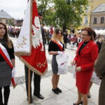 02.05.2018 Kielce. Dzień Flagi. Uroczystości na Rynku. Nagrody dla pocztów sztandarowych / Jarosław Kubalski / Radio Kielce