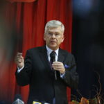 05.05.2018 Stadnicka Wola. Marszałek Senatu Stanisław Karczewski podczas spotkania z mieszkańcami / Jarosław Kubalski / Radio Kielce