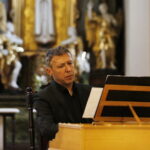 06.05.2018 Kielce. Kościół na Karczówce. 29. Międzynarodowy Festiwal  Muzyki Organowej i Sakralnej Anima Mundi. Koncert „Muzyka Panien Benedyktynek” w wykonaniu zespołu wokalnego Flores Rosarum. Klawesyn Andrzej Zawisza / Jarosław Kubalski / Radio Kielce