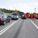19.05.2018 Miedziana Góra. Wypadek. Samochód osobowy zderzył się z samochodem ciężarowym. Zginęły dwie osoby, dwie zostały ranne / Jarosław Kubalski / Radio Kielce
