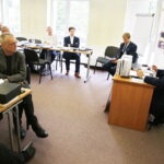 25.05.2018 Wólka Milanowska. Jan Józef Kasprzyk, szef Urzędu do Spraw Kombatantów i Osób Represjonowanych spotkał się z historykami i działaczami opozycji antykomunistycznej / Jarosław Kubalski / Radio Kielce