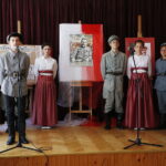 28.05.2018 Piekoszów. Sesja rady gminy. Nadanie patronów szkołom w gminie. Występ szkoły podstawowej z Rykoszyna / Jarosław Kubalski / Radio Kielce