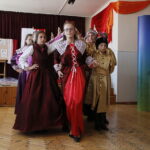 28.05.2018 Piekoszów. Sesja rady gminy. Nadanie patronów szkołom w gminie. Występ szkoły podstawowej z Górek Szczukowskich / Jarosław Kubalski / Radio Kielce