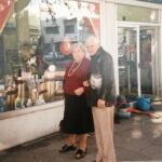 Julian Laskowski i uratowana przez niego Dina Nawarska, Tel Aviv / Archiwum rodzinne