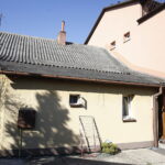 Polacy ratujący Żydów. Rodzina Majewskich z Suchedniowa. Dom Majewskich przeniesiony z ulicy Świerkowej  na ulicę dr Poziomskiego / Jarosław Kubalski / Radio Kielce