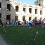 Zamek Krzyżtopór w Ujeździe każdego roku odwiedza około 160 tysięcy turystów / Emilia Sitarska / Radio Kielce