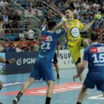 Pierwszy mecz finału PGNiG Superligi piłkarzy ręcznych: Orlen Wisła Płock - PGE Vive Kielce / Krzysztof Bujnowicz / Radio Kielce