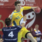 Finał Pucharu Polski piłkarzy ręcznych: PGE Vive Kielce - Azoty Puławy. Darko Djukić / Krzysztof Bujnowicz / Radio Kielce