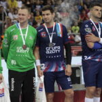 Finał Pucharu Polski piłkarzy ręcznych: PGE Vive Kielce - Azoty Puławy. Zawodnicy Azotów ze srebrnymi medalami / Krzysztof Bujnowicz / Radio Kielce