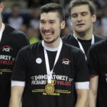 Finał PP piłkarzy ręcznych: PGE Vive Kielce - Azoty Puławy. Vive z Pucharem Polski / Krzysztof Bujnowicz / Radio Kielce