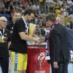 Finał PP piłkarzy ręcznych: PGE Vive Kielce - Azoty Puławy. Vive z Pucharem Polski / Krzysztof Bujnowicz / Radio Kielce