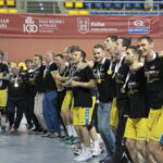 Finał PP piłkarzy ręcznych: PGE Vive Kielce - Azoty Puławy. Vive z Pucharem Polski / Krzysztof Bujnowicz / Radio Kielce