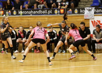 29. kolejka PGNiG Superligi Kobiet: Korona Handball Kielce - UKS PCM Kościerzyna / Marzena Mąkosa / Radio Kielce