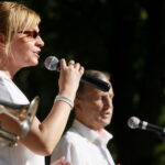 Koncert „Witaj Jutrzenko Majowa” w parku im. Stanisława Staszica. Grupa Rozmaryn / Marzena Mąkosa / Radio Kielce