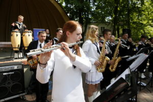 Piknik z okazji uroczystości 227. rocznicy uchwalenia Konstytucji 3 Maja / Marzena Mąkosa / Radio Kielce