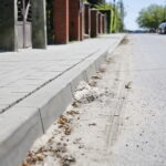 Zanieczyszczone piachem kieleckie ulice / Marzena Mąkosa / Radio Kielce