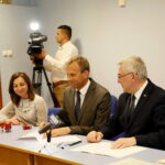 Podpisanie umów w ramach programu Maluch + / Marzena Mąkosa / Radio Kielce