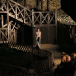 Pokaz mody na Zamku Królewskim w Chęcinach. XX jubileuszowy Festiwal Off Fashion / Marzena Mąkosa / Radio Kielce