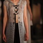 Pokaz mody na Zamku Królewskim w Chęcinach. XX jubileuszowy Festiwal Off Fashion / Marzena Mąkosa / Radio Kielce