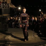 Pokaz mody na Zamku Królewskim w Chęcinach. XX jubileuszowy Festiwal Off Fashion / Marzena Mąkosa / Radio Kielce