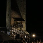 Pokaz mody na Zamku Królewskim w Chęcinach. XX jubileuszowy Festiwal Off Fashion / Marzena Mąkosa / Radio Kielce