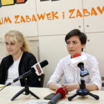 Konferencja prasowa dotycząca nowej wystawy „Kolorowy świat klocków” / Marzena Mąkosa / Radio Kielce