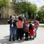 Briefing prasowy pod Pałacem Biskupów Krakowskich / Marzena Mąkosa / Radio Kielce