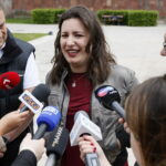 Briefing prasowy pod Pałacem Biskupów Krakowskich / Marzena Mąkosa / Radio Kielce