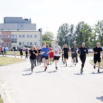 Bieg studentów przez Kampus Uniwersytetu Jana Kochanowskiego w Kielcach / Marzena Mąkosa / Radio Kielce