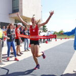 Bieg studentów przez Kampus Uniwersytetu Jana Kochanowskiego w Kielcach / Marzena Mąkosa / Radio Kielce