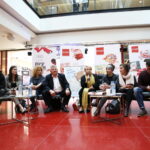 Konferencja prasowa dotycząca spektaklu "Umrzeć ze śmiechu" / Marzena Mąkosa / Radio Kielce