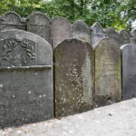 75 rocznica morderstwa dzieci żydowskich w Kielcach. Cmentarz żydowski w Kielcach / Marzena Mąkosa / Radio Kielce