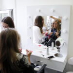 Akcja "Daj włos" na Uniwersytecie Jana Kochanowskiego w Kielcach / Marzena Mąkosa / Radio Kielce