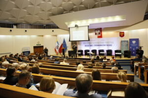 Konferencja konsultacyjna dotycząca Polityki Surowcowej Państwa / Marzena Mąkosa / Radio Kielce