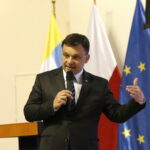 Konferencja konsultacyjna dotycząca Polityki Surowcowej Państwa. Mariusz Orion Jędrysek - Sekretarz Stanu w Ministerstwie Środowiska / Marzena Mąkosa / Radio Kielce