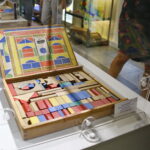 Wernisaż wystawy "Kolorowy Świat Klocków" w Muzeum Zabawek i Zabawy / Marzena Mąkosa / Radio Kielce