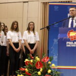 Konwencja wyborcza Bogdana Wenty i Projektu Świętokrzyskie w Filharmonii Świętokrzyskiej. Bogdan Wenta - poseł do Parlamentu Europejskiego, kandydat na prezydenta miasta Kielce / Marzena Mąkosa / Radio Kielce