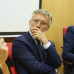 „Racja stanu Polski w Europie”. Dialog Obywatelski z udziałem dr Marka Prawdy, Dyrektora Przedstawicielstwa Komisji Europejskiej w Polsce. Na zdjęciu: dr Marek Prawda / Marzena Mąkosa / Radio Kielce