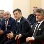 Urząd Stanu Cywilnego. Podpisanie porozumienia o współpracy dotyczącej organizowania pomocy materialnej dla ofiar wojny w Syrii oraz propagowania idei pokoju w świecie i unikania przemocy / Marzena Mąkosa / Radio Kielce